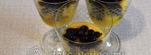 десерт с консервированными персиками. Шаг 3