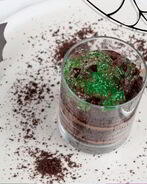 Десерт Земля с червяками