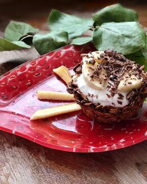 Гранола-корзинки с греческим йогуртом