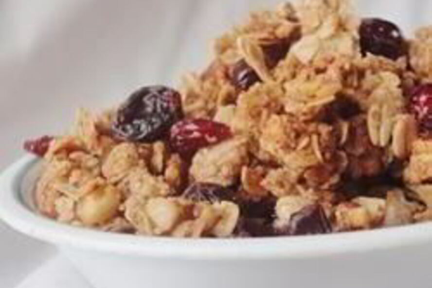 Рецепт гранолы с отрубями и изюмом