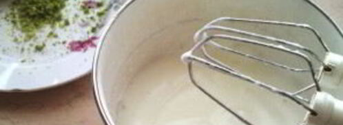 клубничный бисквитный пудинг. Шаг 3