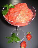 Клубничный сорбет с мятным вкусом