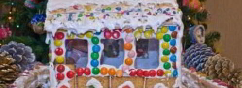 домик из конфет. Шаг 4