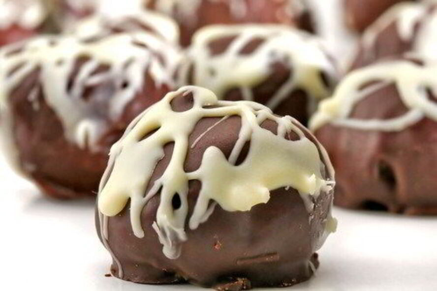 Рецепт кокосово-ореховых конфеты в темном шоколаде