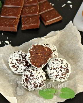 Конфеты из фиников