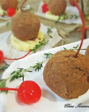 Конфеты из сухофруктов с коктейльной вишней