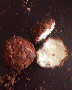 Конфеты из творога в шоколаде