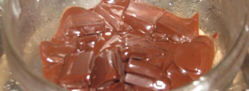 конфеты клубника в шоколаде. Шаг 2