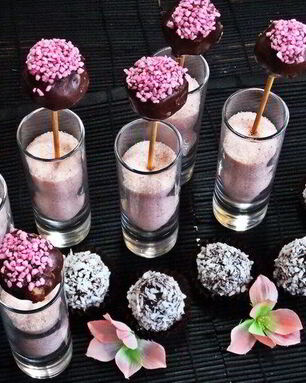 Конфеты с шоколадом и ликером