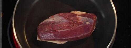 утиная грудка с грушей в портвейне и конфетой из фуа-гра. Шаг 2