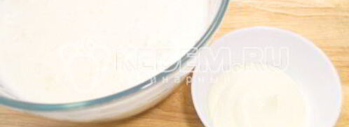 бисквитный рулет с кремом зимнее полено. Шаг 3