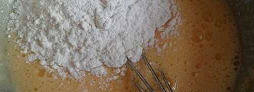 мини-торты с розами, малиновым желе и сливочным кремом. Шаг 7