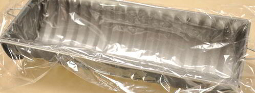 десерт-мороженое с орехами, вяленой вишней и шоколадом. Шаг 3