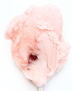 Клубничное мороженое с клубничной прослойкой