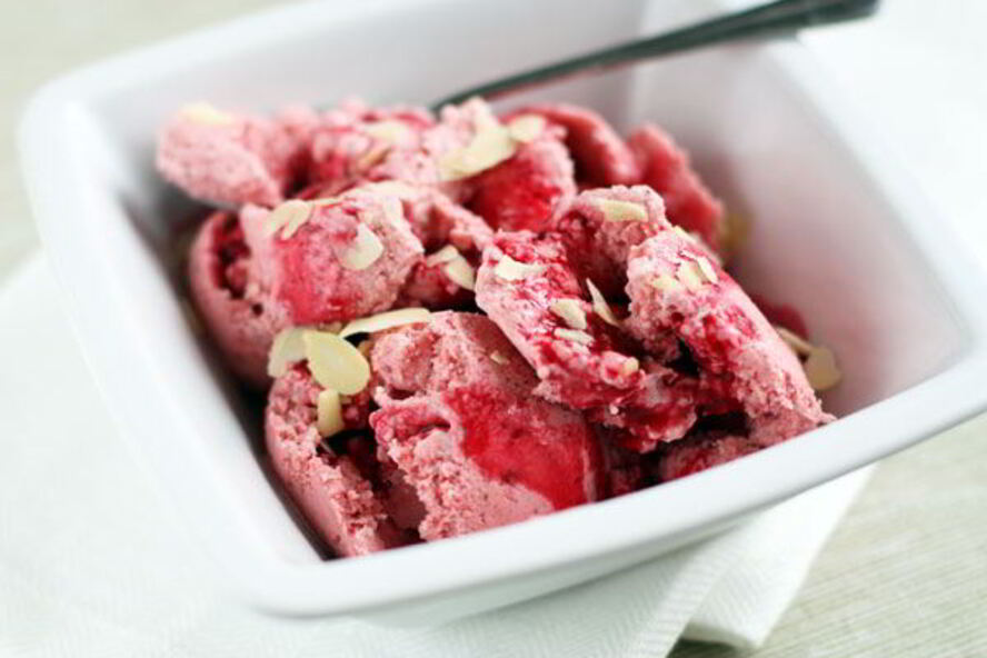Рецепт клубничного мороженого