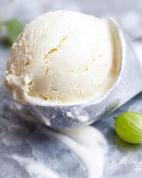 Мороженое с крыжовником