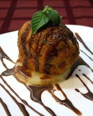 Мороженое жареное в кокосовой стружке