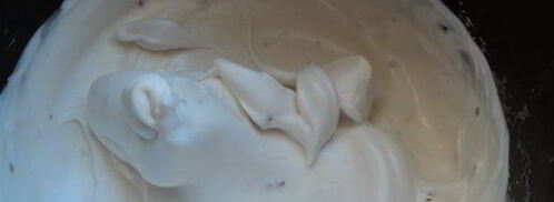 торт-мороженое с меренгой и фруктами. Шаг 2