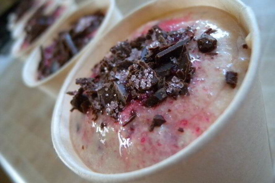 Рецепт вишневого мороженого с шоколадом