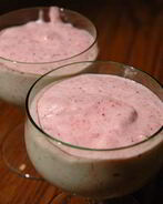 Клубничный мусс с белым шоколадом