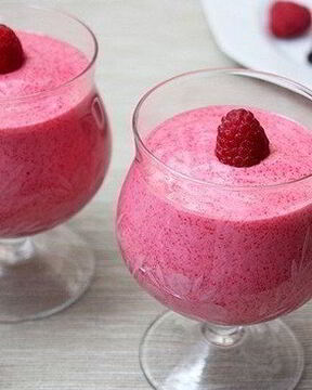 Клюквенный мусс с манкой