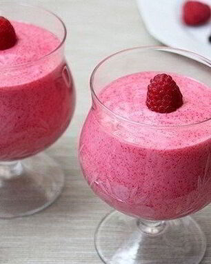 Клюквенный мусс с манкой