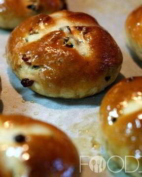 Пасхальные булочки