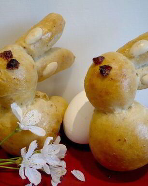 Пасхальные зайцы В темно-синем лесу