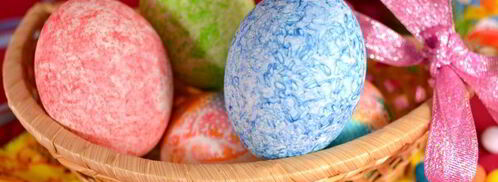 яйца пасхальные окрашенные цветным рисом. Шаг 6