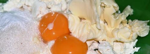 сладкий киш с творожным суфле и абрикосами. Шаг 7