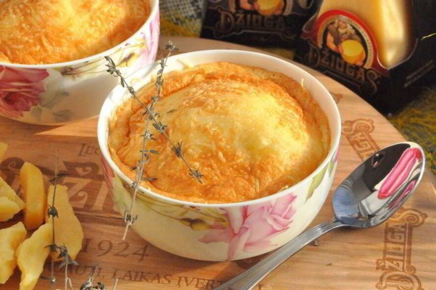 Рецепт суфле из козьего сыра и сыра джюгас с тимьяном