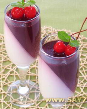 Вишнево-сливочное желе