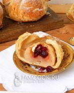 Яблоки, запеченные в тесте