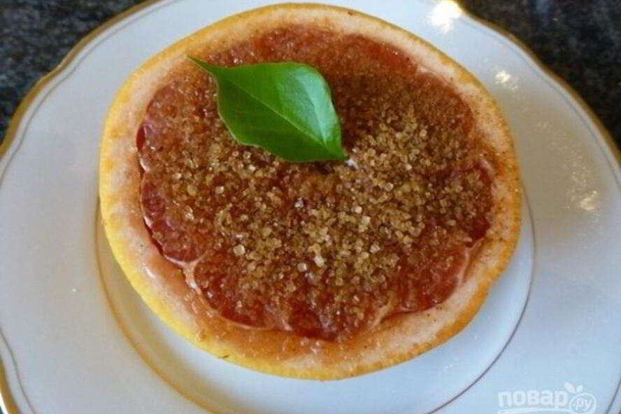 Рецепт запеченного грейпфрута с корицей и коричневым сахаром