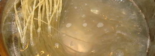 чапче — крахмальная лапша с овощами и говядиной. Шаг 6