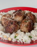 Фрикадельки из индейки с беконом