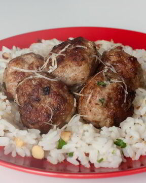 Фрикадельки из индейки с беконом