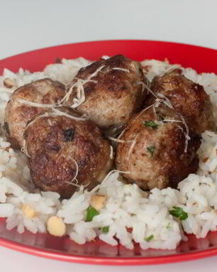 Фрикадельки из индейки с беконом