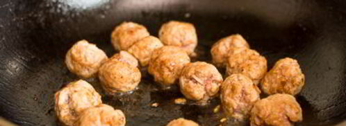 фрикадельки с ананасами в кисло-сладком соусе. Шаг 8