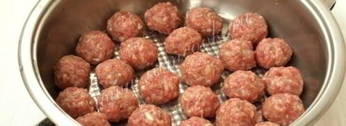 фрикадельки в сметанном соусе. Шаг 4