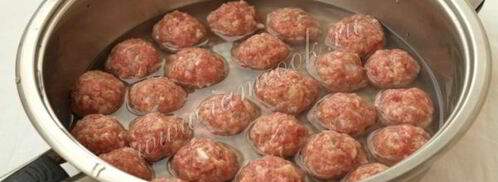 фрикадельки в сметанном соусе. Шаг 5