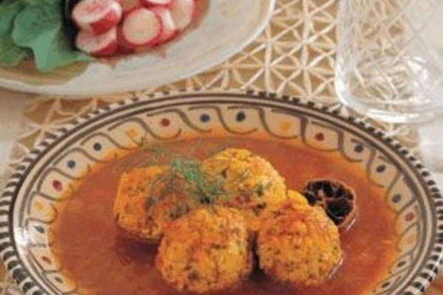 Рецепт куриных фрикаделек в томатном соусе с шафраном
