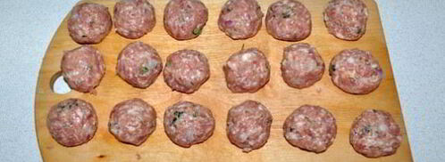 тушеные фрикадельки в грибном соусе. Шаг 2