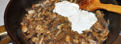 тушеные фрикадельки в грибном соусе. Шаг 5