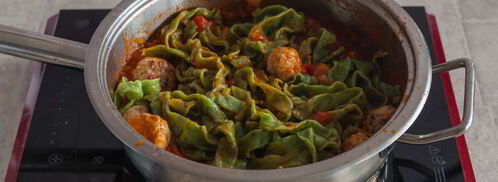 зеленые тальятелле с фрикадельками. Шаг 7