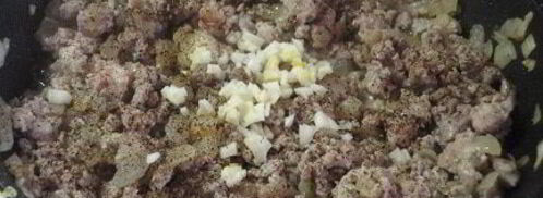 картофель с мясом и капустой. Шаг 2