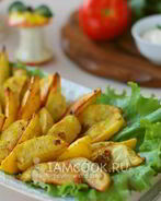 Картошка дольками в духовке