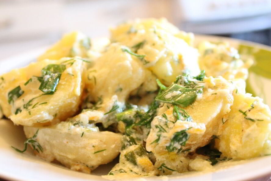 Рецепт картошки в духовке со сметаной и сыром