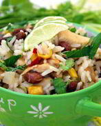 Лимонный рис с курицей, кинзой и фасолью