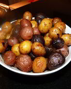 Мелкий картофель в духовке